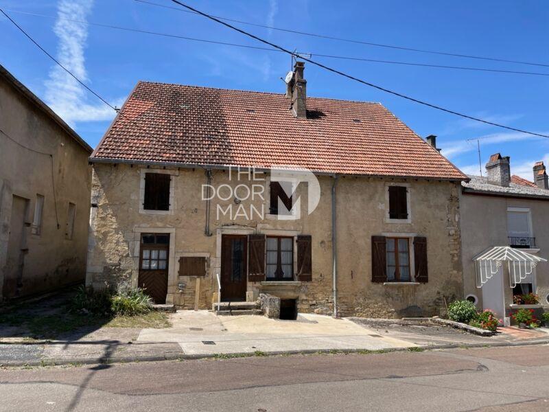 Maison de village - 96 m² - 3 pièces