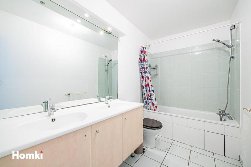 Appartement - 82 m² - 4 pièces