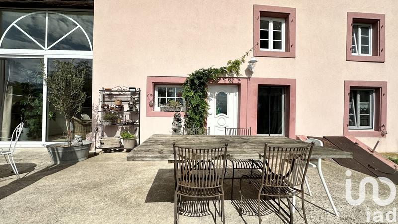 Maison - 246 m² - 6 pièces