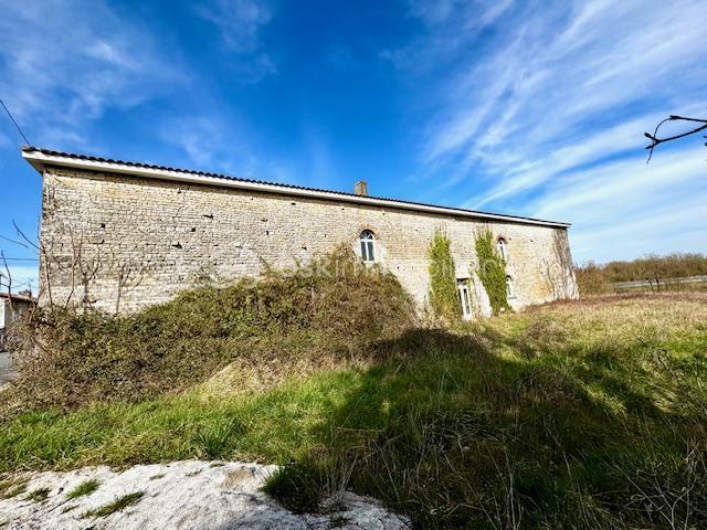 Grange - 250 m² - 2 pièces