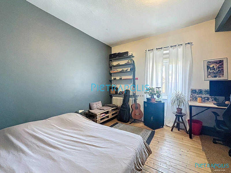 Maison - 198 m² - 7 pièces