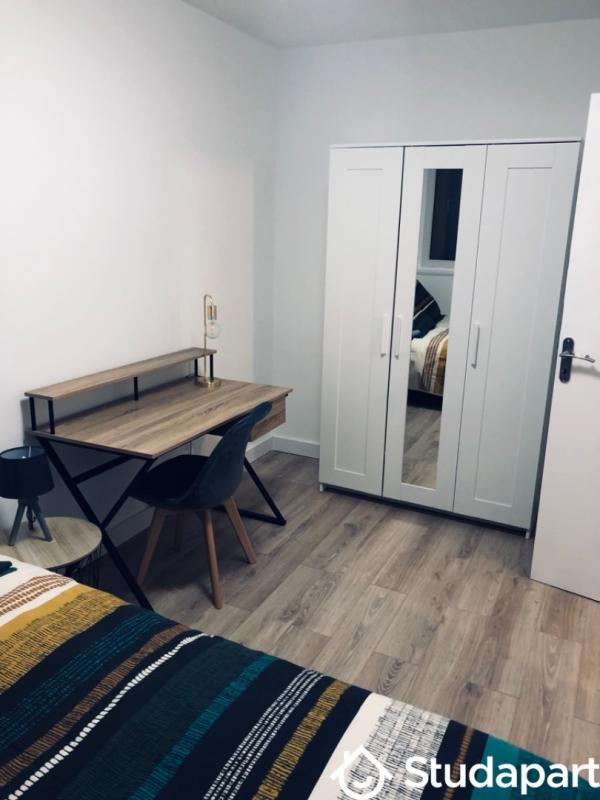 Chambre - 10 m² - 1 pièce