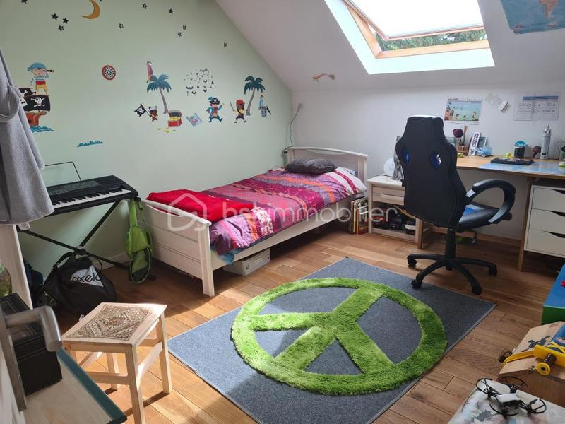 Maison - 151 m² - 8 pièces