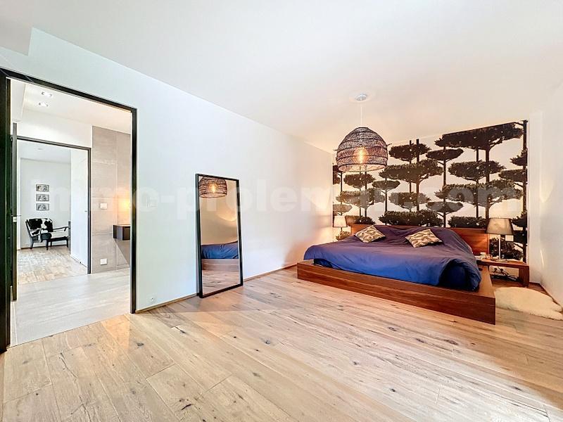 Maison - 486 m² - 8 pièces