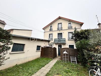 Immeuble - 355 m² - 11 pièces