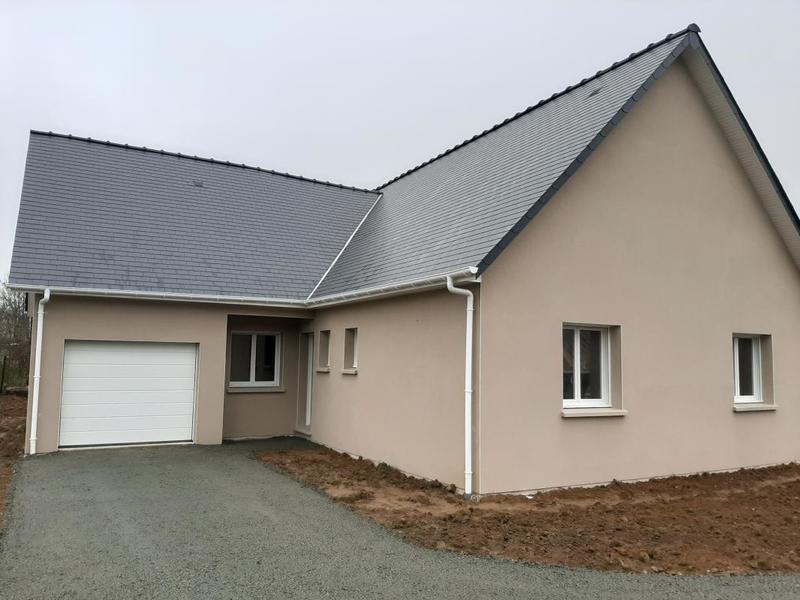 Maison - 90 m² - 5 pièces