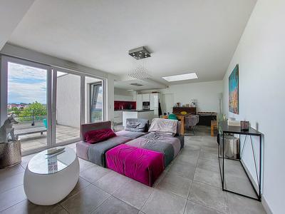 Appartement - 109 m² - 4 pièces