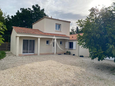 Maison - 140 m² - 6 pièces
