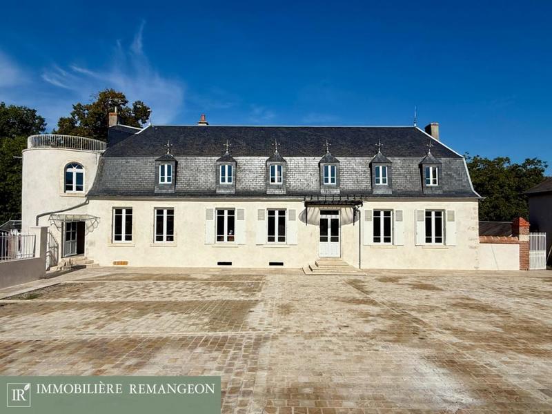 Maison de maîtres - 290 m² - 12 pièces