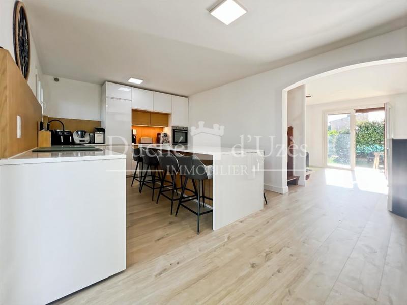 Maison - 143 m² - 5 pièces