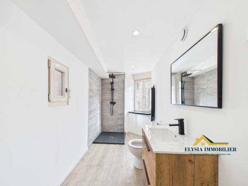 Maison - 127 m² - 6 pièces