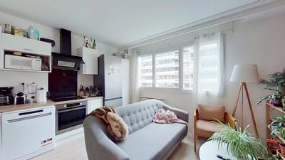 Appartement - 76 m² - 5 pièces