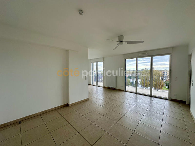 Appartement - 96 m² - 5 pièces