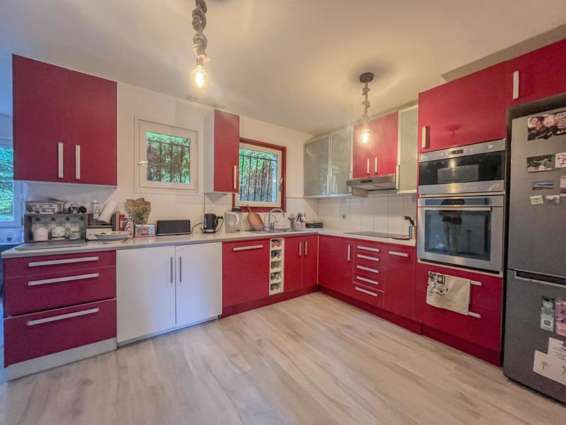 Maison - 105 m² - 4 pièces