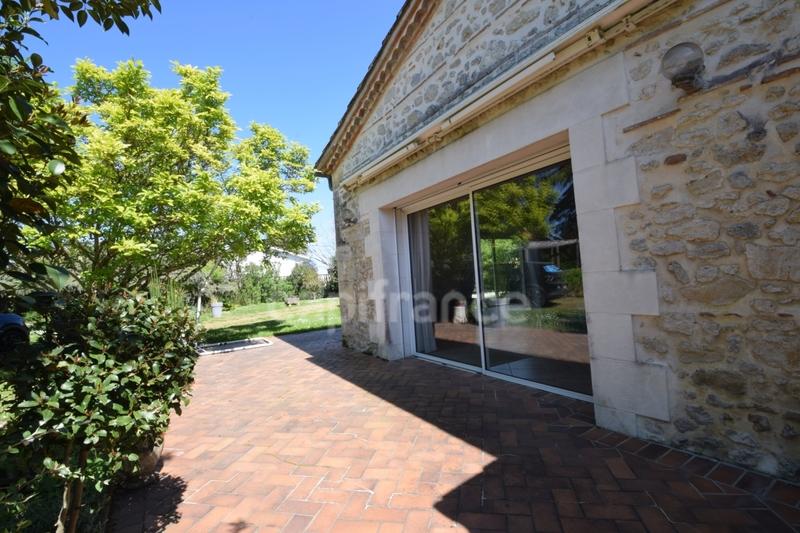 Maison - 265 m² - 7 pièces