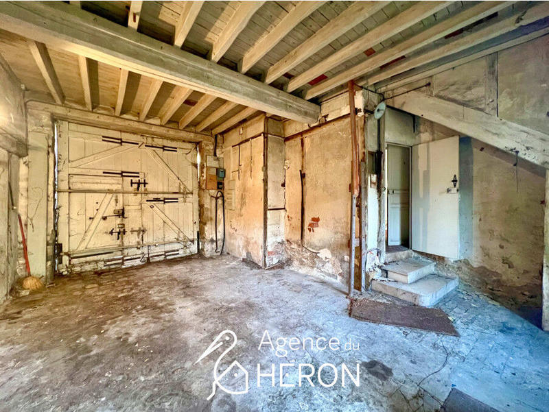 Propriété - 337 m² - 16 pièces