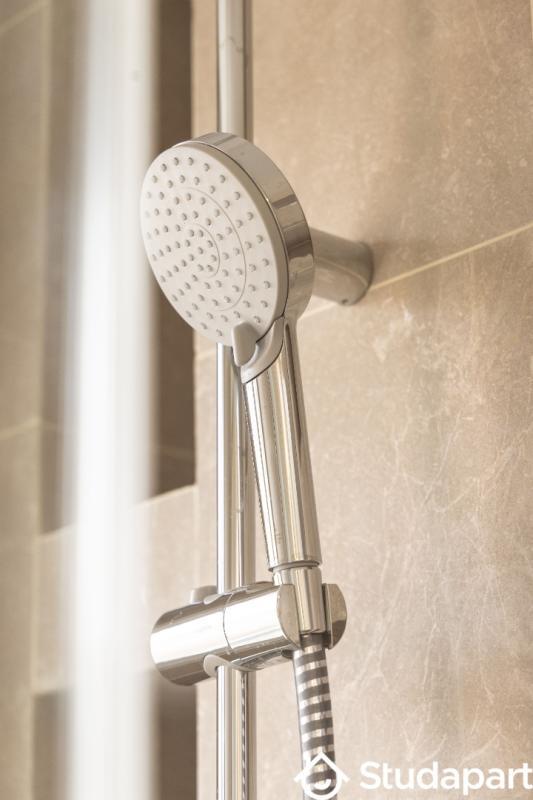 Chambre - 9 m² - 1 pièce