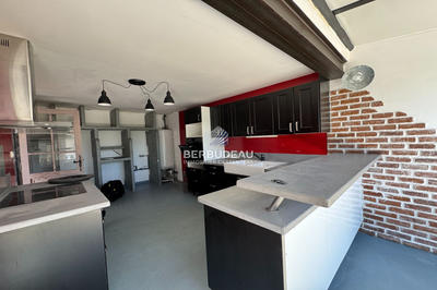 Maison - 122 m² - 4 pièces