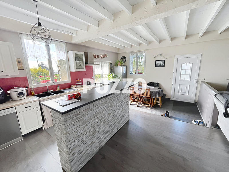 Maison - 103 m² - 4 pièces