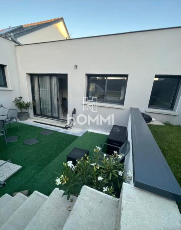 Maison - 112 m² - 5 pièces