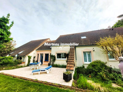 Maison - 200 m² - 7 pièces