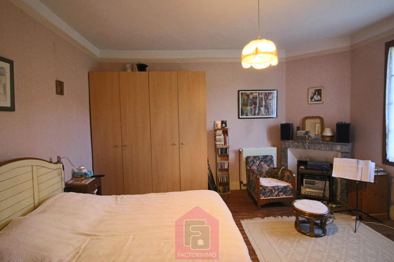 Maison - 160 m² - 7 pièces