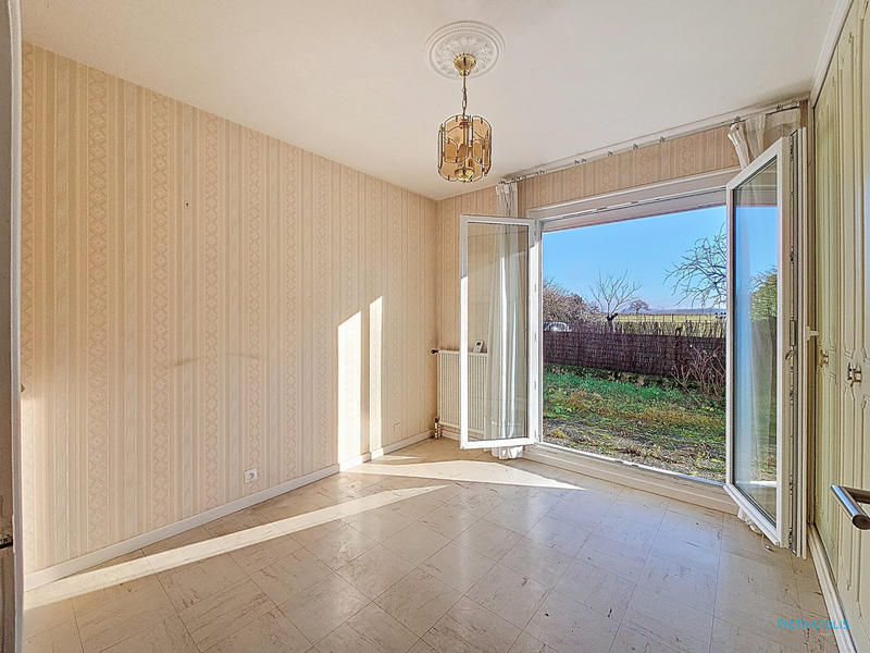 Maison - 102 m² - 4 pièces