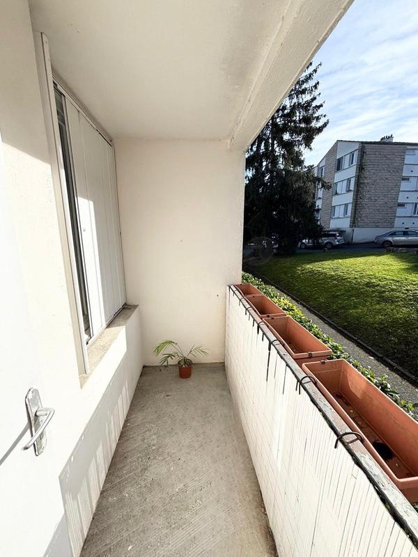 Appartement - 90 m² - 5 pièces