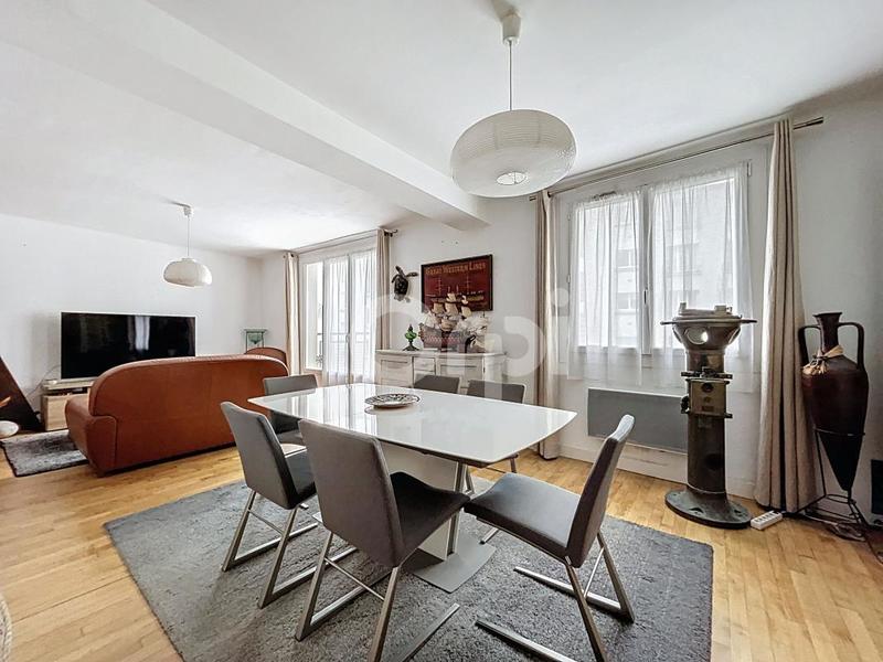 Appartement - 79 m² - 3 pièces