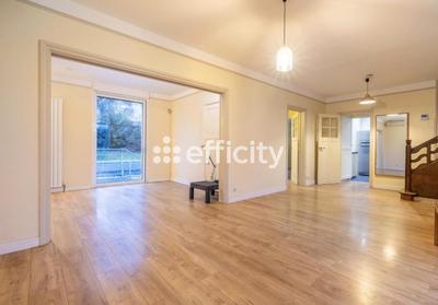 Maison - 160 m² - 7 pièces