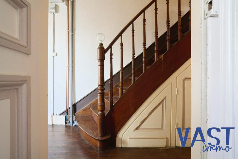 Maison - 183 m² - 6 pièces