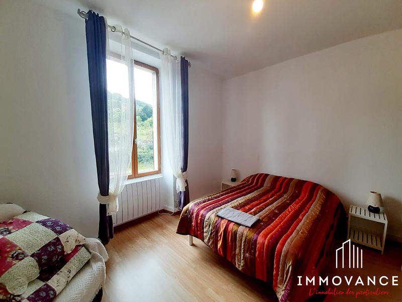 Maison - 350 m² - 16 pièces