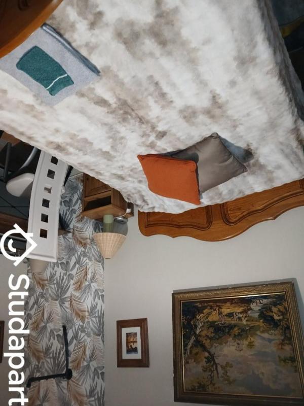 Chambre - 10 m² - 1 pièce