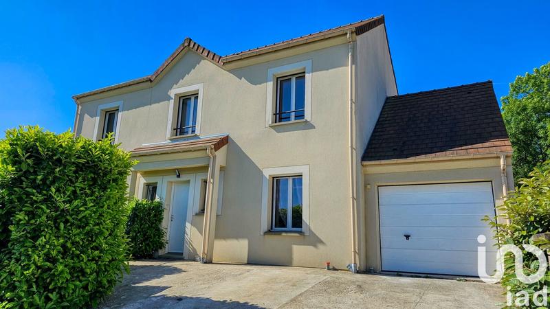 Maison - 137 m² - 7 pièces