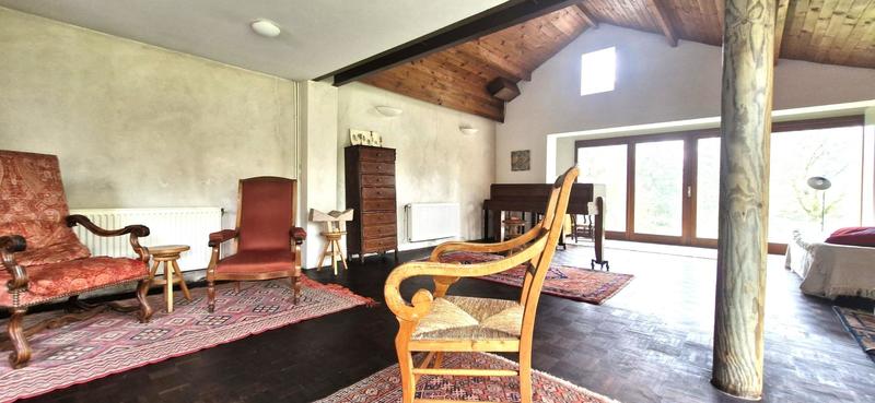 Maison - 165 m² - 10 pièces