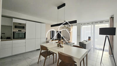 Maison contemporaine - 85 m² - 4 pièces