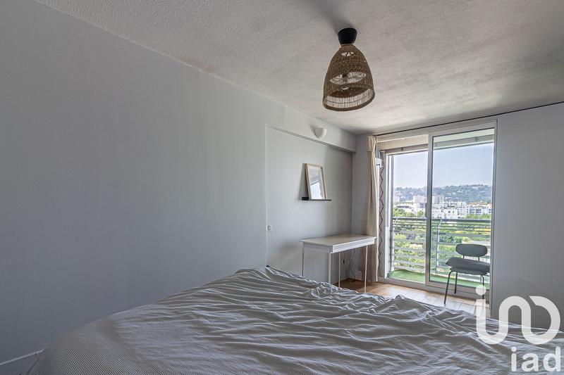 Appartement - 87 m² - 5 pièces