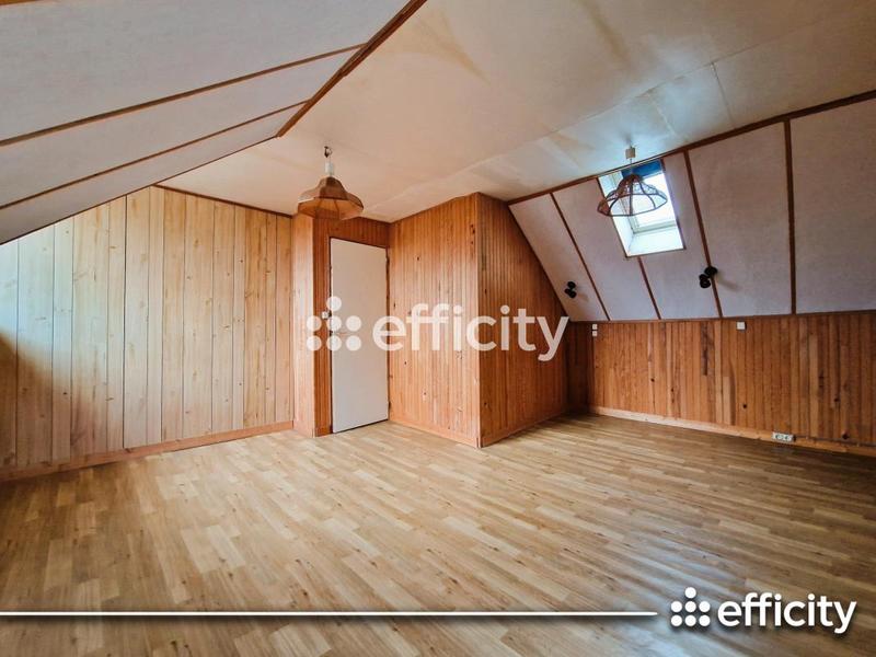 Maison - 186 m² - 8 pièces