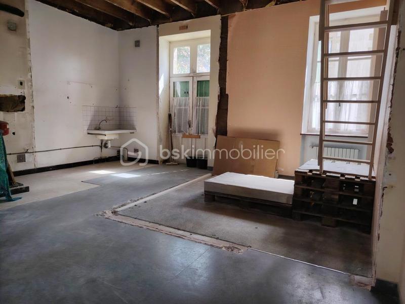 Immeuble - 115 m² - 3 pièces