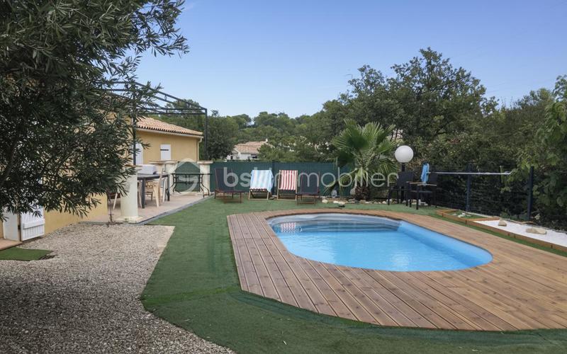 Villa - 180 m² - 7 pièces