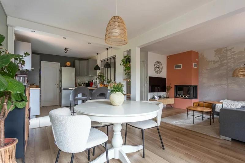 Pavillon - 104 m² - 5 pièces