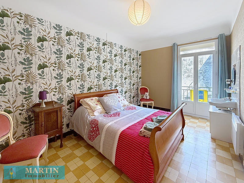 Maison - 137 m² - 5 pièces