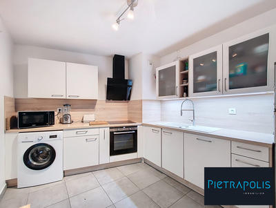 Appartement - 84 m² - 5 pièces