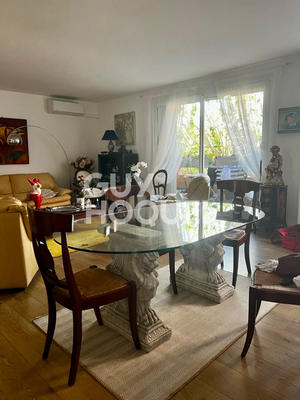 Appartement - 81 m² - 4 pièces