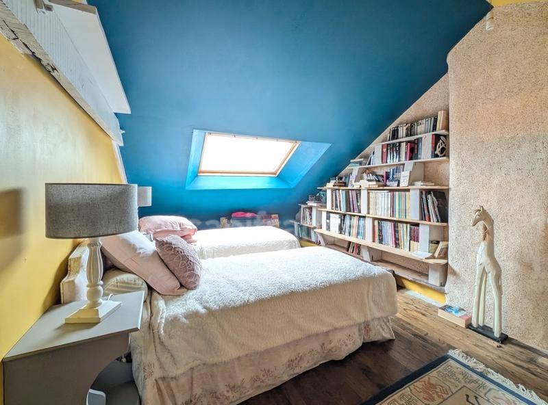 Maison - 96 m² - 5 pièces