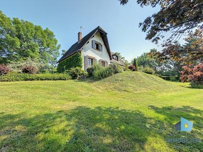 Maison - 175 m² - 7 pièces