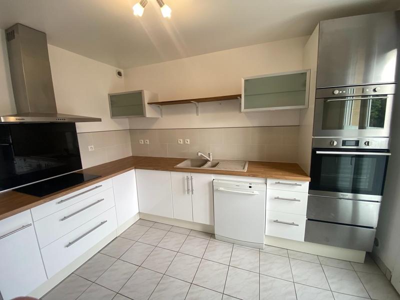 Maison - 106 m² - 5 pièces