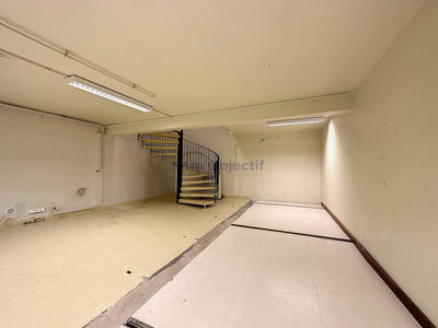 Entrepôt - 190 m²