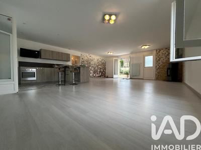 Maison - 141 m² - 6 pièces