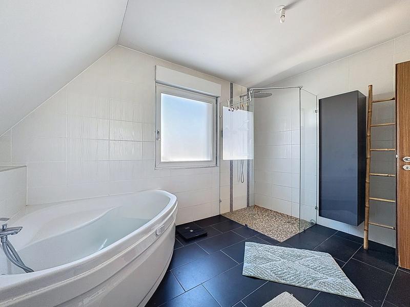 Maison - 115 m² - 5 pièces